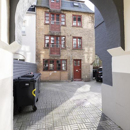 Adnana - Apartment suite 4 Aalborg Center Exterior foto