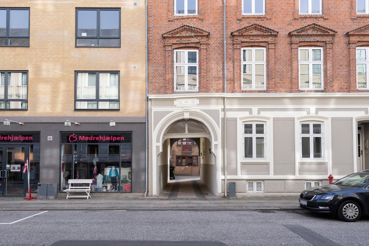 Adnana - Apartment suite 4 Aalborg Center Exterior foto